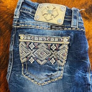 Miss Me Mid-Rise Skinny Jeans w/ Detail, Size 26